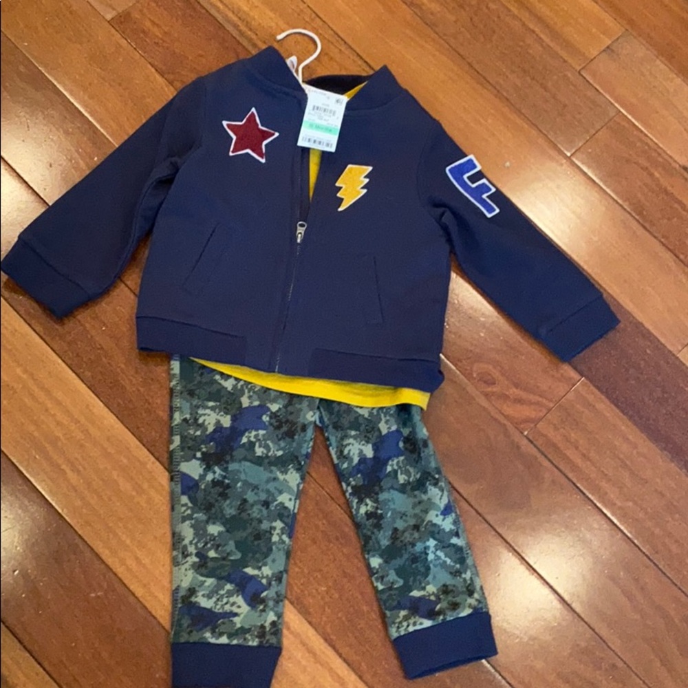 New First Impressions 3 piece boy outfit size 18M